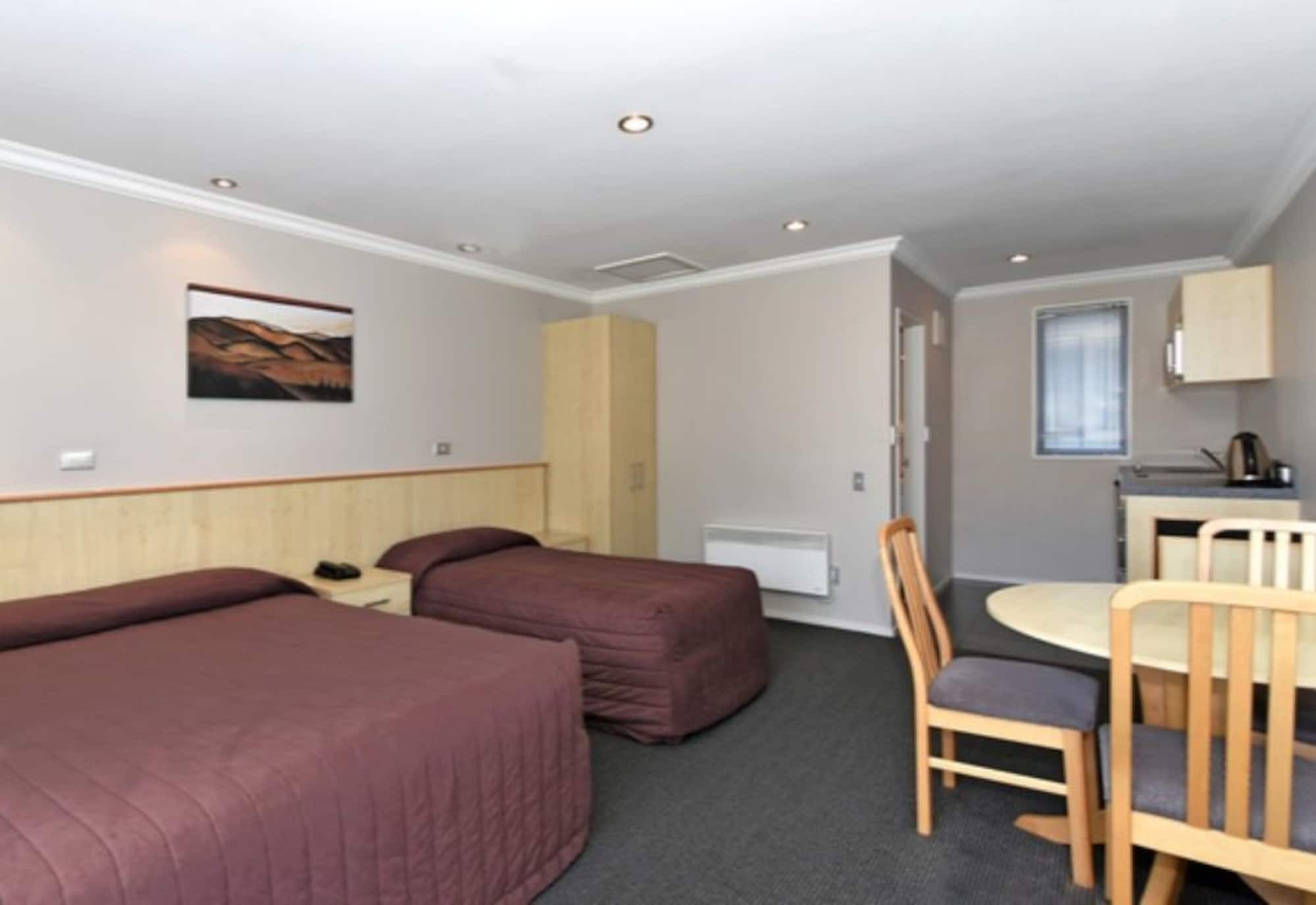 Grove Park Motor Lodge Μπλένχαϊμ Εξωτερικό φωτογραφία